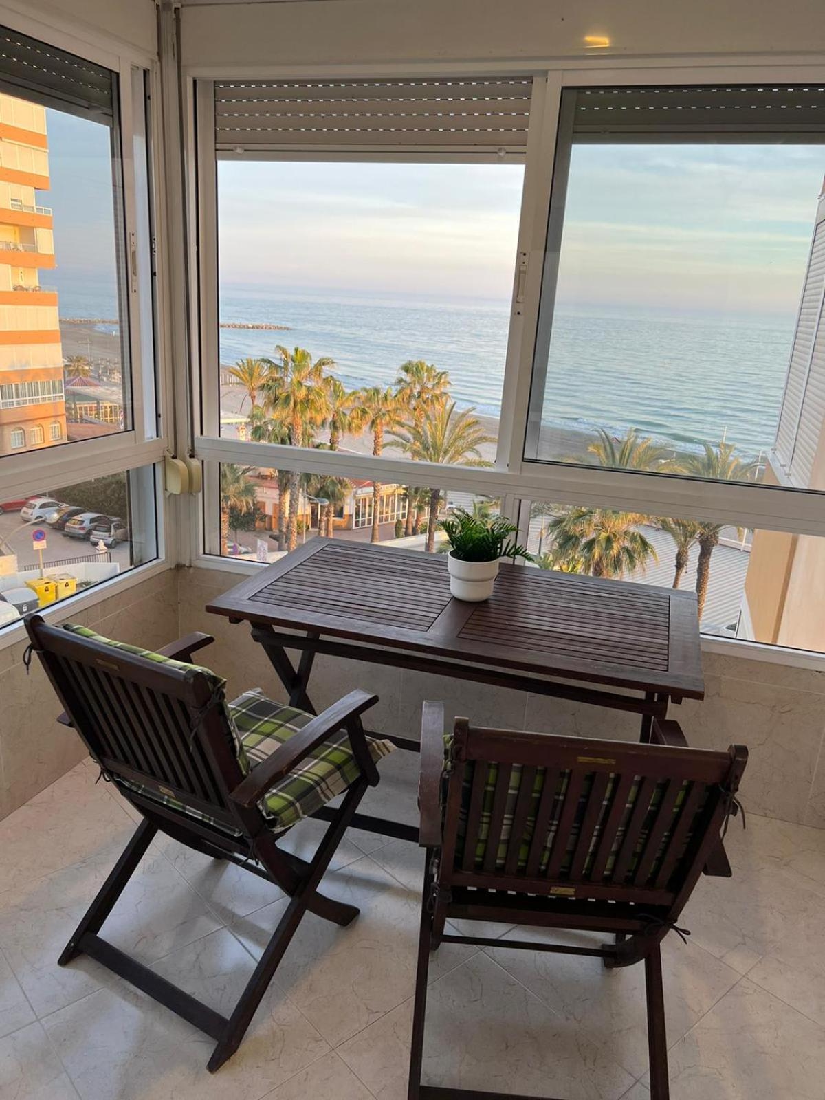 Estudio Mar En Calma, Primera Linea De Playa Con Vistas Al Mar Torrox Exterior foto